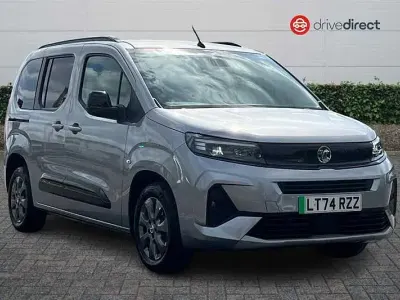 Used Vauxhall Combo Ultimate 100 kW (136 HP) 2025 Grey MPV
