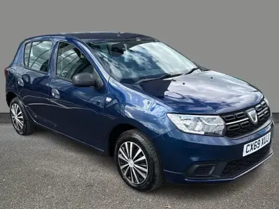 Begagnad Dacia Sandero Essentiel 90 HK (66 kW) 2019 Blå Halvkombi