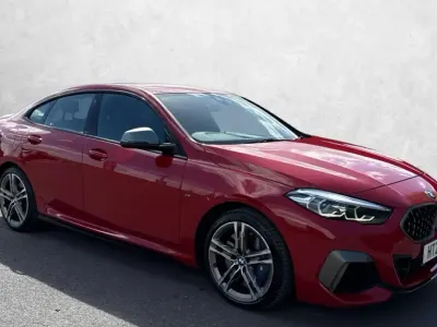 Usado BMW M235 Comfort Edition 306 CV (225 kW) 2021 Rojo Coupe