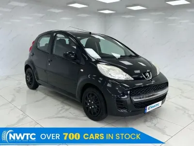 Second-hand Peugeot 107 68 CP (50 kW) 2009 Negru Hatchback