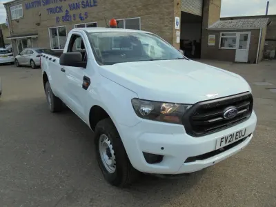 Used Ford Ranger XL 130 HP (95 kW) 2021 White Pickup