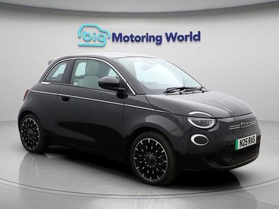 Used Fiat 500e La Prima 86 kW (117 HP) 2023 Black Hatchback