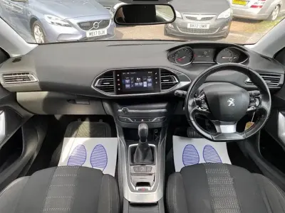 Used Peugeot 308 Allure 150 HP (110 kW) 2015 Grey Hatchback