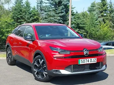 Used Citroën e-C4 100 kW (136 HP) 2025 Red Hatchback