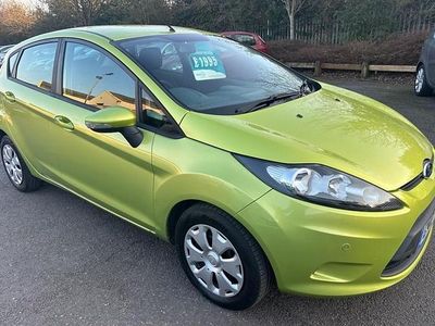 Used Ford Fiesta 95 HP (69 kW) 2010 Red Hatchback