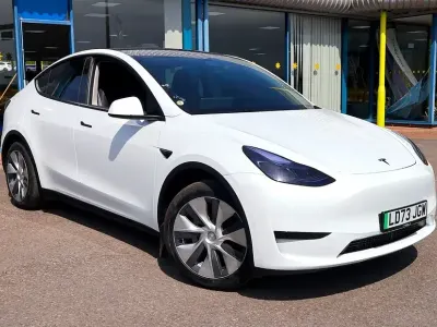 Used Tesla Model Y RWD 219 kW (299 HP) 2024 White SUV