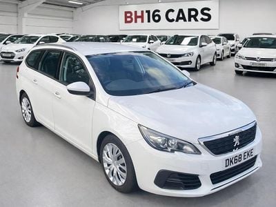 Used Peugeot 308 2019 White Estate