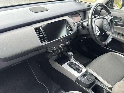 Used Honda Jazz Hybrid 109 HP (80 kW) 2021 White Hatchback