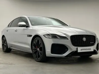 Gebraucht Jaguar XF R-Dynamic 250 PS (183 kW) 2021 Silber Limousine