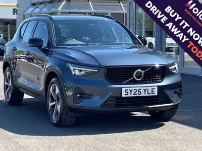 Used Volvo XC40 Plus 194 HP (142 kW) 2025 Blue SUV