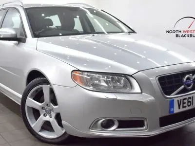 Used Volvo V70 R-Design 163 HP (119 kW) 2011 Silver Estate