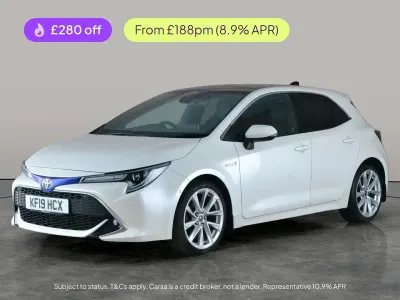 Used Toyota Corolla 122 HP (89 kW) 2019 White Hatchback