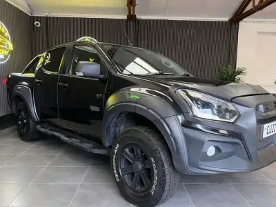 Used Isuzu D-Max 2020 Black Pickup