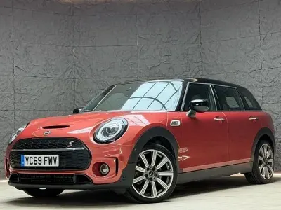 Used Mini Cooper Clubman Exclusive 192 HP (141 kW) 2019 Red Estate