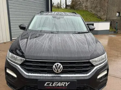 Used VW T-Roc SE 150 HP (110 kW) 2018 Black SUV