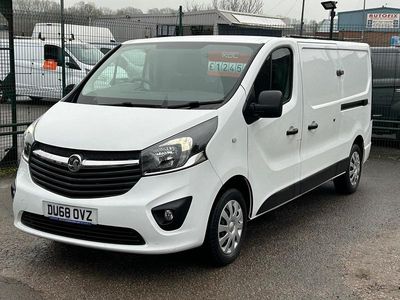 Used Vauxhall Vivaro Sportive 120 HP (88 kW) 2018 White MPV