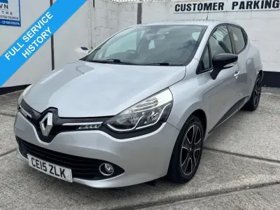 Used Renault Clio Dynamique 90 HP (66 kW) 2015 Silver Hatchback