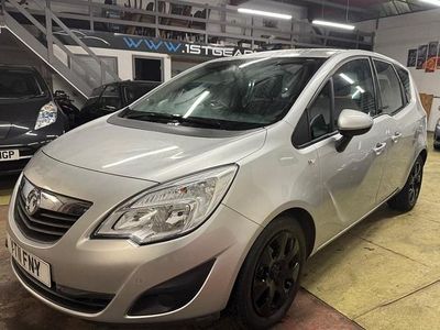 Second-hand Vauxhall Meriva S 130 CP (95 kW) 2011 Argintiu Monovolum