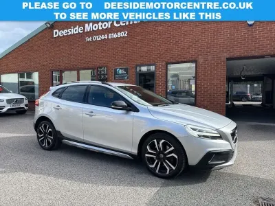Used Volvo V40 Pro 152 HP (111 kW) 2019 Silver Hatchback