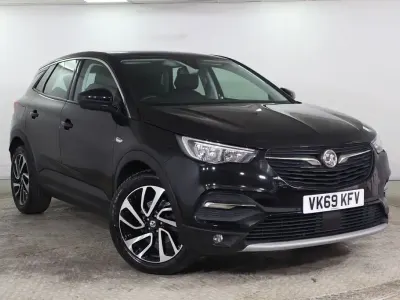 Second-hand Vauxhall Grandland X Elite 130 CP (95 kW) 2019 Negru SUV