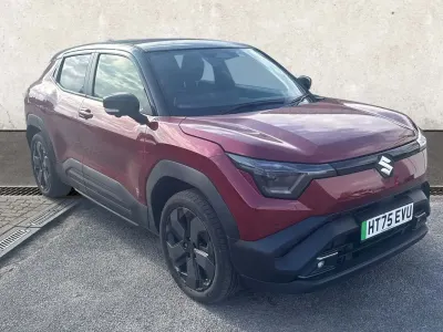 Used Suzuki e-Vitara 127 kW (174 HP) 2025 Red SUV