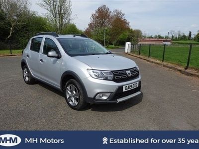 used Dacia Sandero Stepway 0.9 ESSENTIAL TCE 5d 90 BHP ONLY 22,705 MILES!!