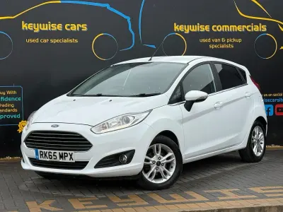Used Ford Fiesta Zetec 2015 White Hatchback