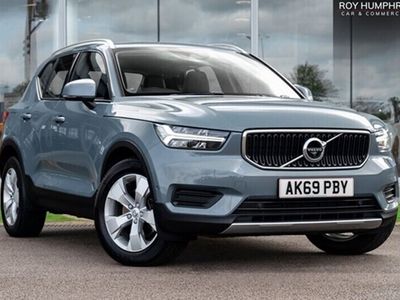 used Volvo XC40 2.0 T4 MOMENTUM AWD 5d 188 BHP