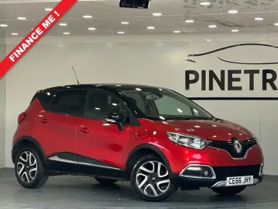 Used Renault Captur Signature 90 HP (66 kW) 2016 Red/black SUV