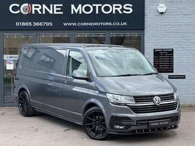 Begagnad VW Transporter Highline 150 HK (110 kW) 2020 Grå Van