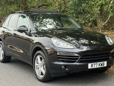 Used Porsche Cayenne 245 HP (180 kW) 2013 Black SUV