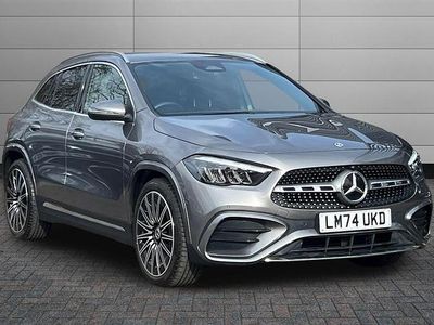Usado Mercedes GLA200 AMG Line Premium 163 HP (119 kW) 2024 Cinzento SUV