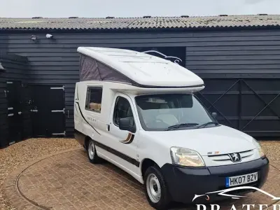 Used Peugeot Partner 90 HP (66 kW) 2006 White MPV