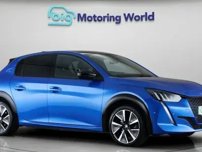 Used Peugeot e-208 GT 100 kW (136 HP) 2022 Blue Hatchback