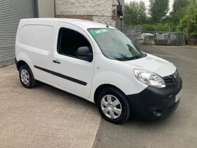 Used Nissan NV250 Acenta 95 HP (69 kW) 2020 White Van