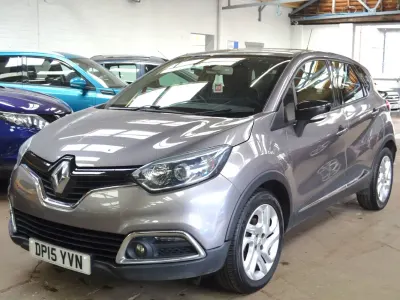 Used Renault Captur Dynamique 90 HP (66 kW) 2015 Grey SUV