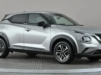 Used Nissan Juke N-Connecta 114 HP (83 kW) 2025 Silver SUV
