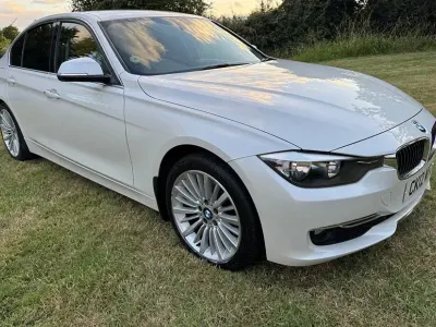 Used BMW 320 Luxury Line 184 HP (135 kW) 2012 White Sedan