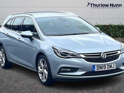 Used Vauxhall Astra SRi 150 HP (110 kW) 2019 Silver Estate