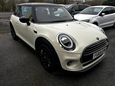 Used Mini Cooper Classic 2019 White Hatchback