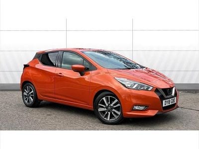 Begagnad Nissan Micra N-Connecta 90 HK (66 kW) 2018 Orange Halvkombi