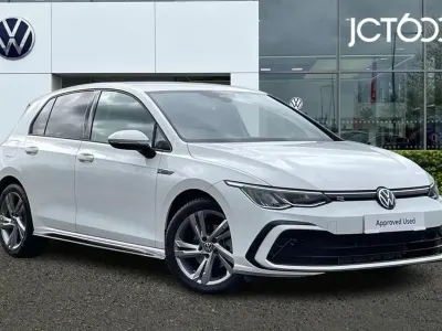 Used VW Golf VIII R-line 130 HP (95 kW) 2022 White Hatchback