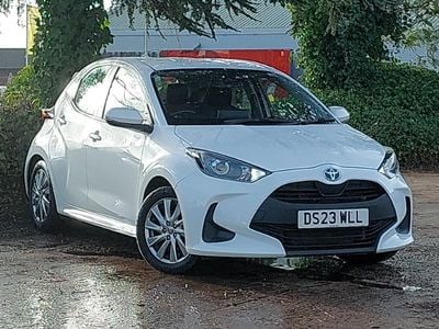 White Used 2023 Toyota Yaris Hybrid Hatchback | £16,498 (Good price)