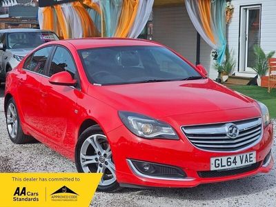 Used Vauxhall Insignia Edition 140 HP (102 kW) 2014 Red Hatchback