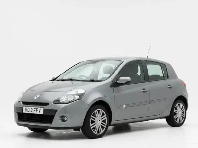 Begagnad Renault Clio IV Dynamique 111 HK (81 kW) 2012 Grå Halvkombi