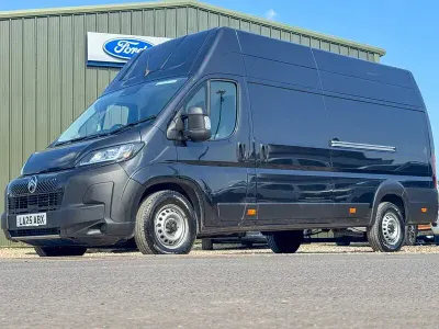 Używany Citroën Relay 140 KM (102 kW) 2025 Szary Van