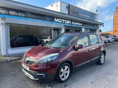 Usado Renault Scénic III Dynamique 110 CV (80 kW) 2013 Rojo Monovolumen