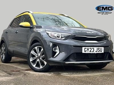 Used Kia Stonic 100 HP (73 kW) 2023 Grey SUV