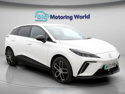 Used MG MG4 EV Trophy 147 kW (201 HP) 2023 White Hatchback