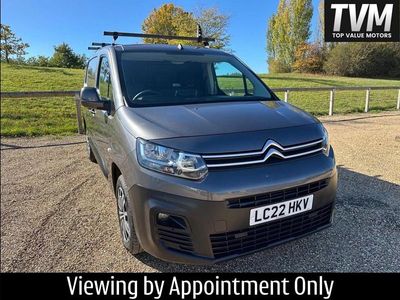 Used Citroën Berlingo 100 HP (73 kW) 2022 Grey MPV